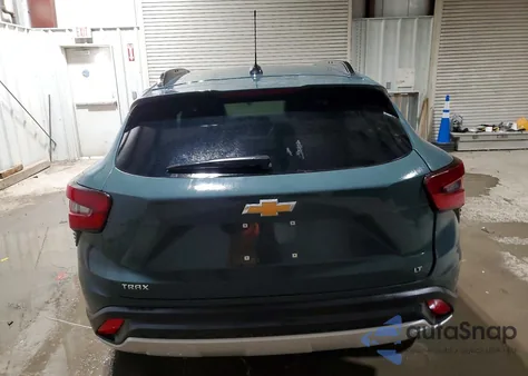 2025 Chevrolet Trax 1Lt z USA, uszkodzony, nr VIN KL77LHEP8SC269873